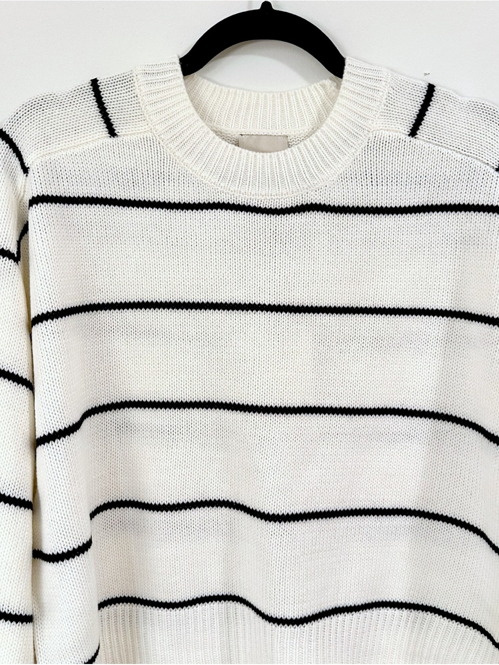 NWT Industry Republic Clothing Pullover Sweater Size Medium - Picture 3 of 5